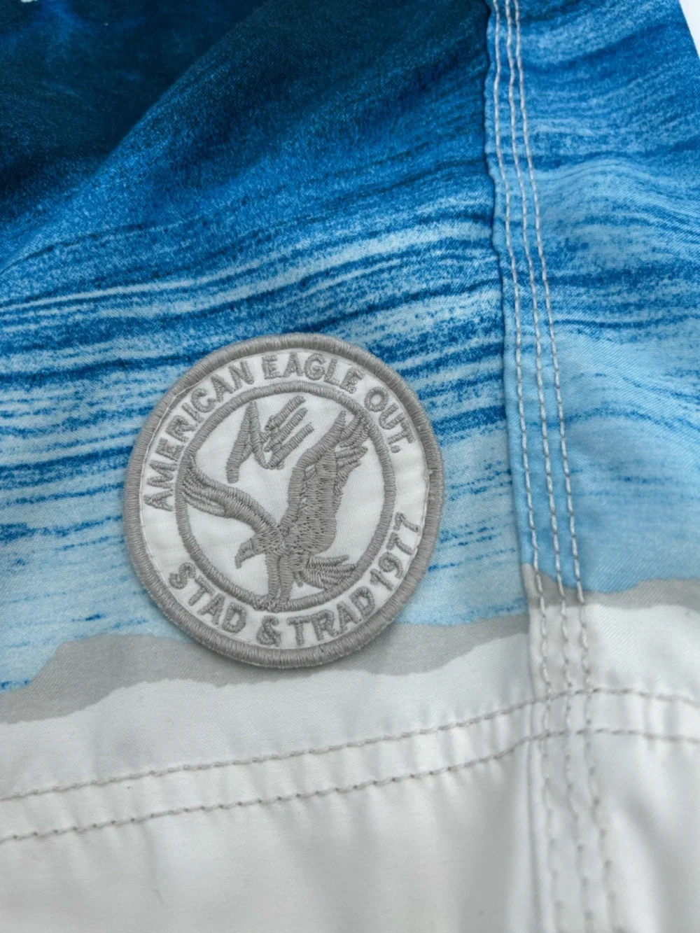 American Eagle Outfitters Blue Wave Print Swim Shorts
